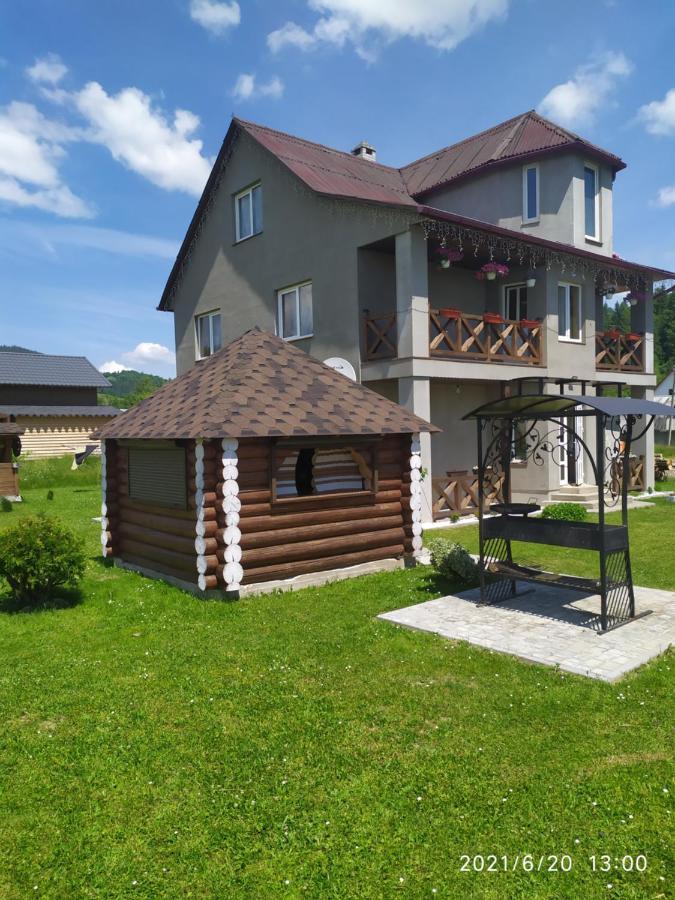 Карпатські Зорі Vila Pilipets Exterior foto
