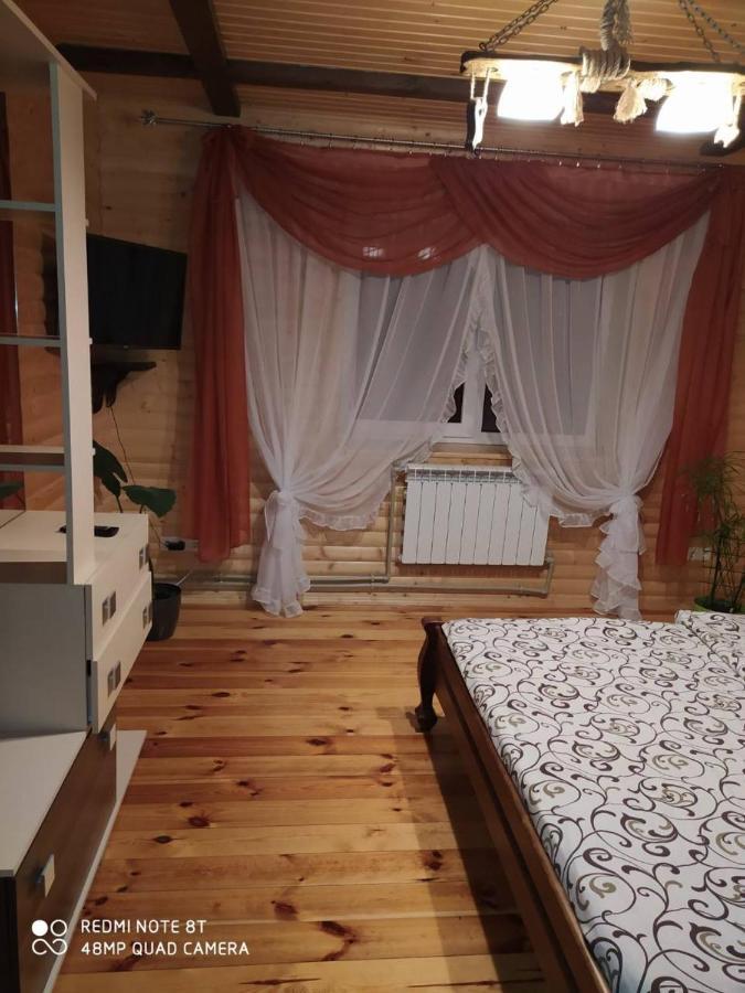 Карпатські Зорі Vila Pilipets Exterior foto